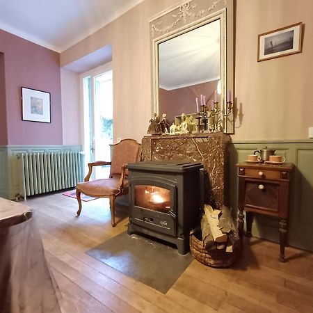 Maison Violette En Berry Aigurande Bagian luar foto