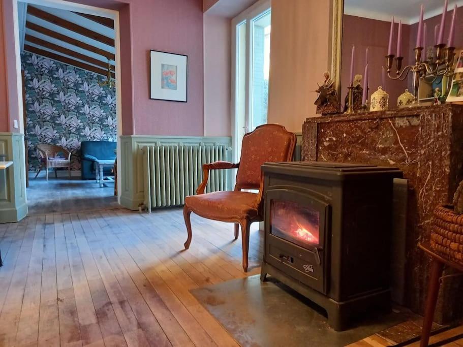 Maison Violette En Berry Aigurande Bagian luar foto