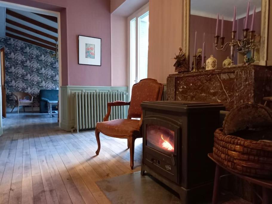 Maison Violette En Berry Aigurande Bagian luar foto
