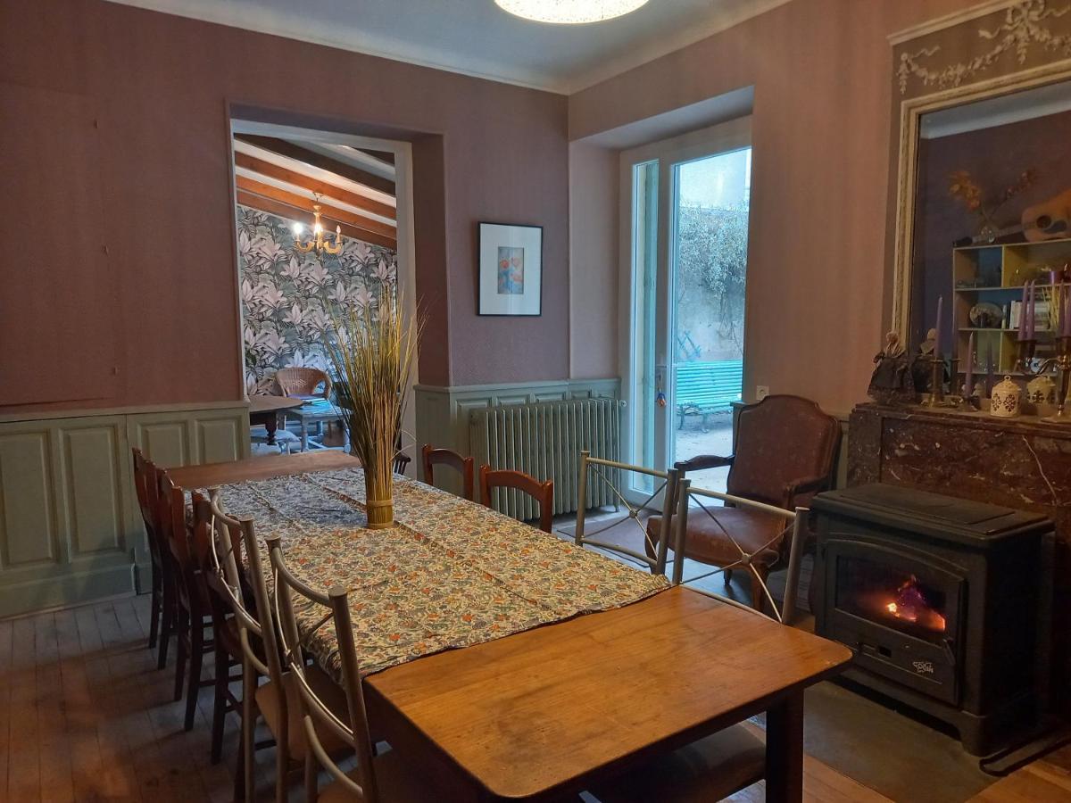 Maison Violette En Berry Aigurande Bagian luar foto