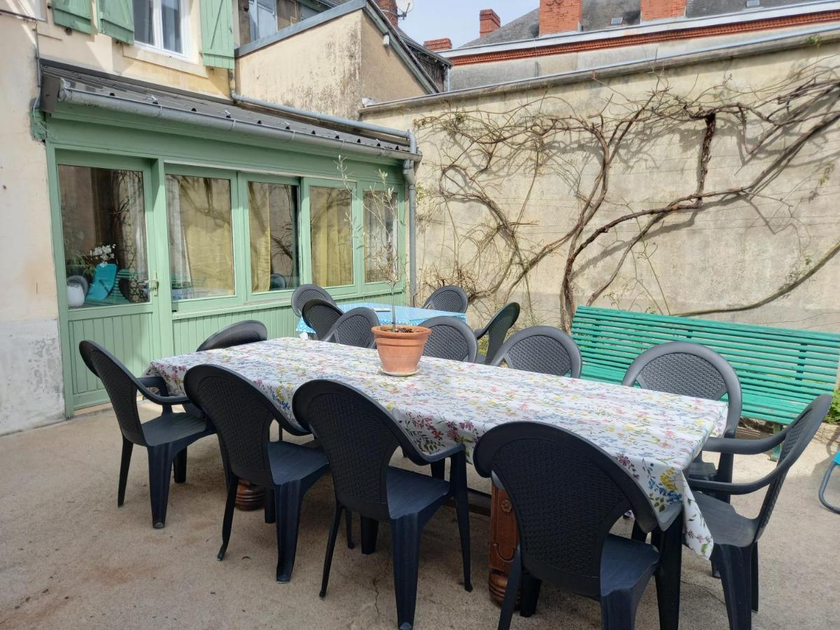 Maison Violette En Berry Aigurande Bagian luar foto