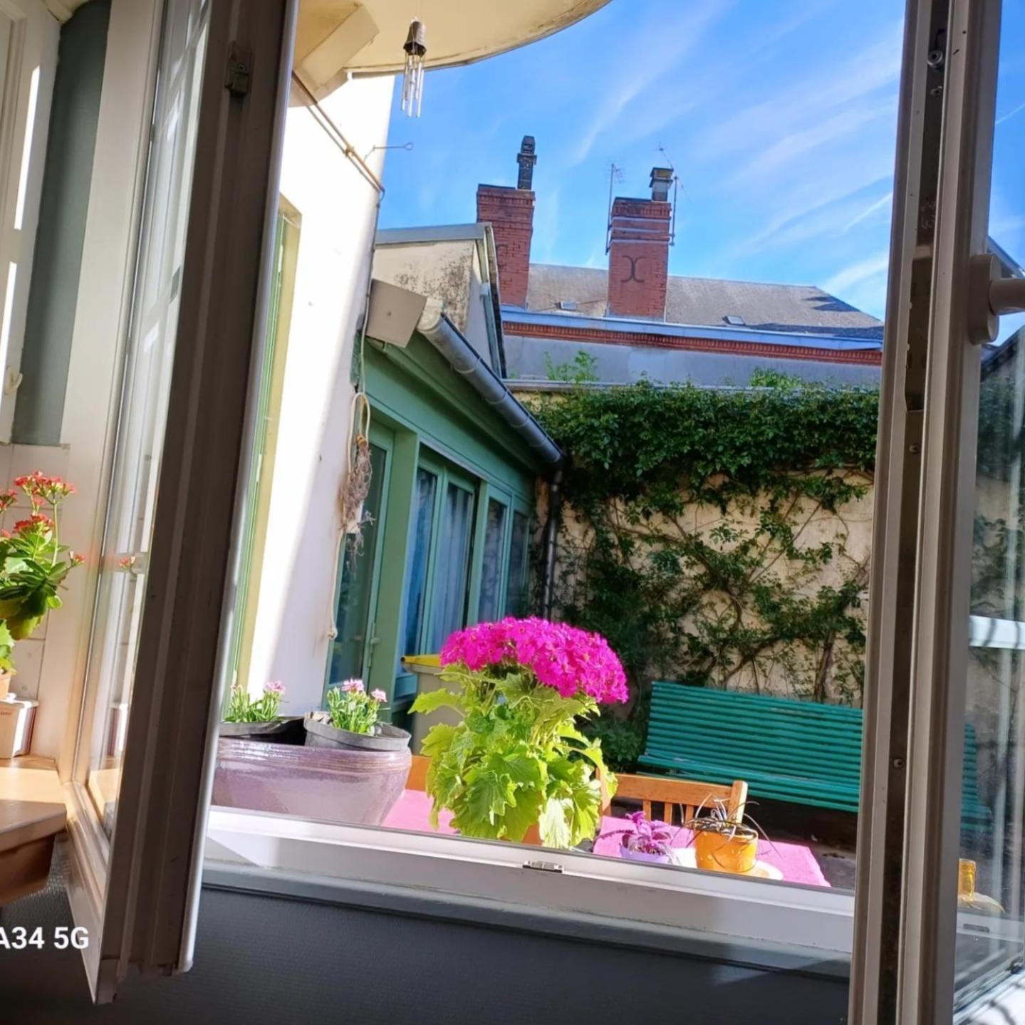 Maison Violette En Berry Aigurande Bagian luar foto